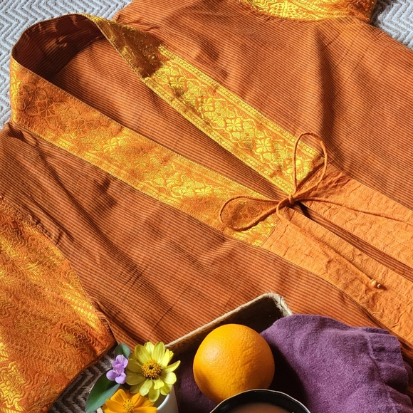 Handmade vintage orange and gold jacket/robe - Picture 2 of 12